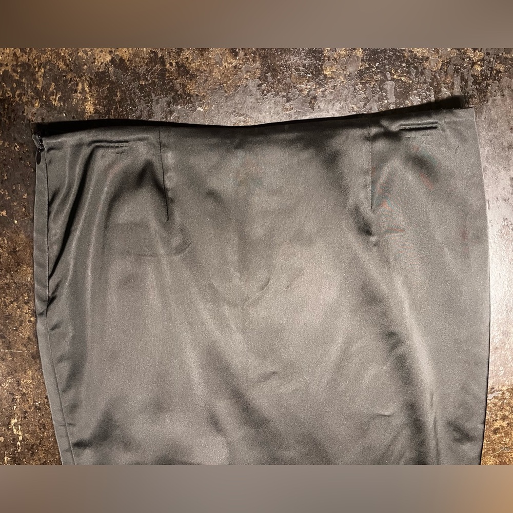 White House Black Market Heavy Lined Black Satin Skirt, 6 - Picture 13 of 14